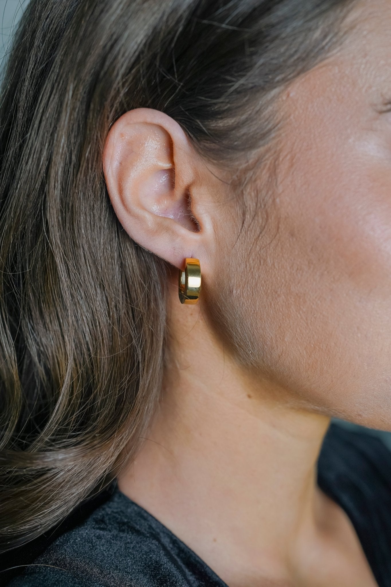 Chunck Huggies Earrings - DORATA Jewellery