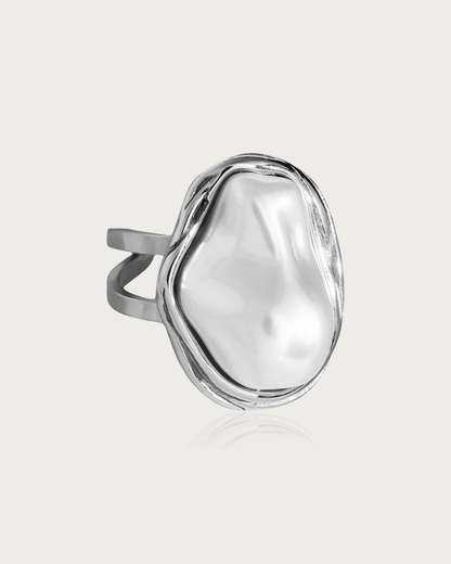 Molten Statement Pearl Ring - DORATA Jewellery
