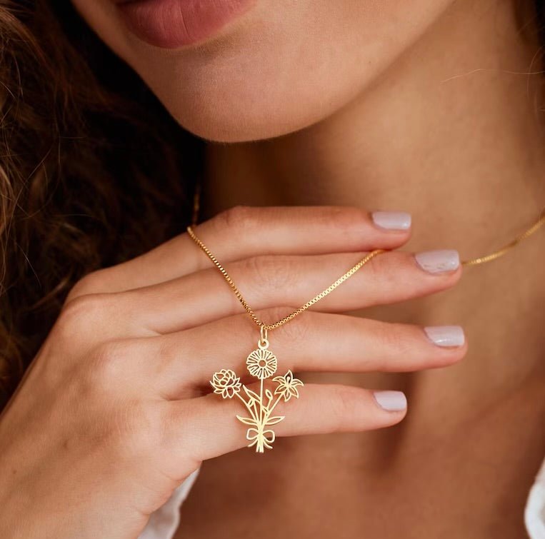 Mother’s Day Gift Family Birth Flowers - DORATA Jewellery