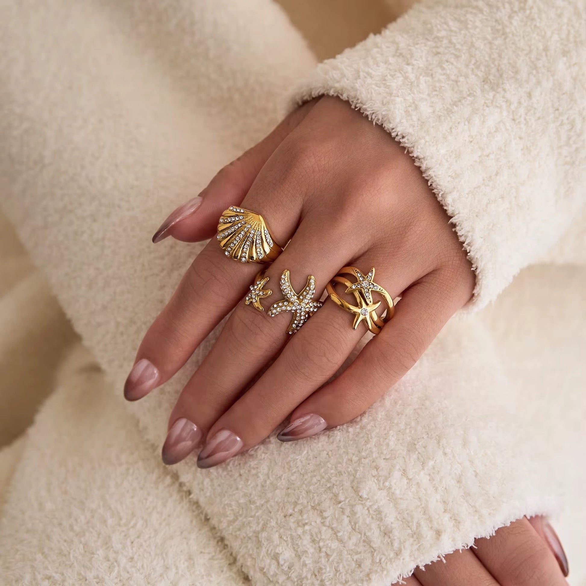 Starfish Diamante Ring - DORATA Jewellery